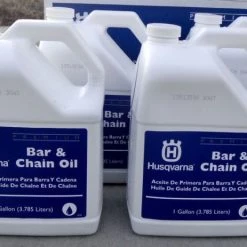 Husqvarna Bar and Chain Oil - Case of Four 1 Gallon Bottles